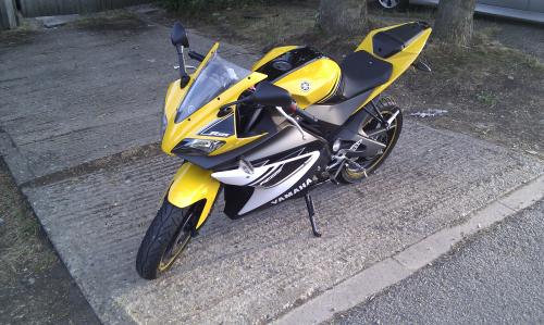 UPDATE 20 August 2010 My Yamaha YZF R125 bike is up for sale 